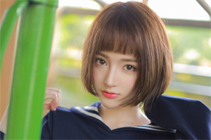 Such as tennis courts, basketball courts, and football fields. Such as tennis courts, basketball courts, and football fields.